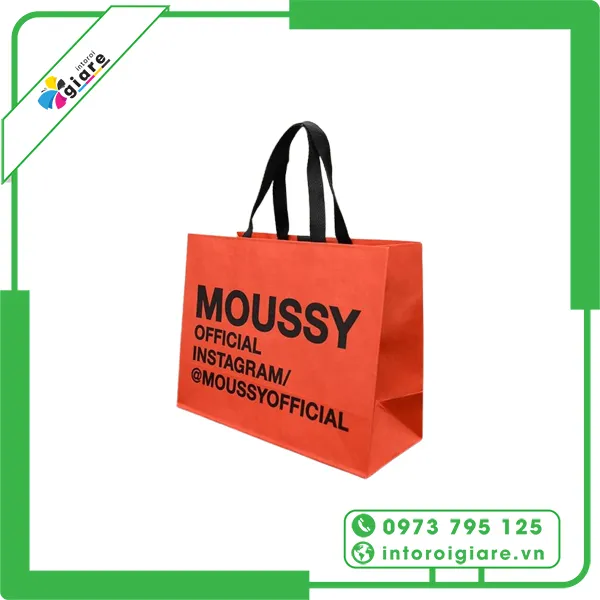 Mẫu túi giấy đựng quần áo MOUSSY