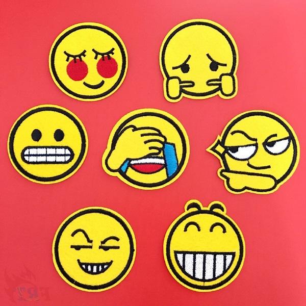 Mẫu Sticker mặt cười 3