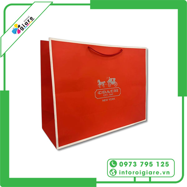 Mẫu túi giấy Coach màu đỏ